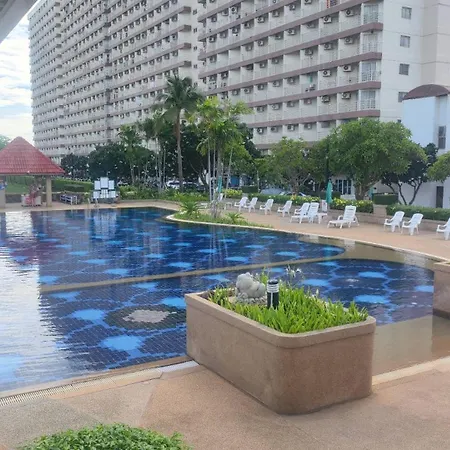 Rim Jomtien Beach Condo Seaside High Ocean View מראה חיצוני תמונה
