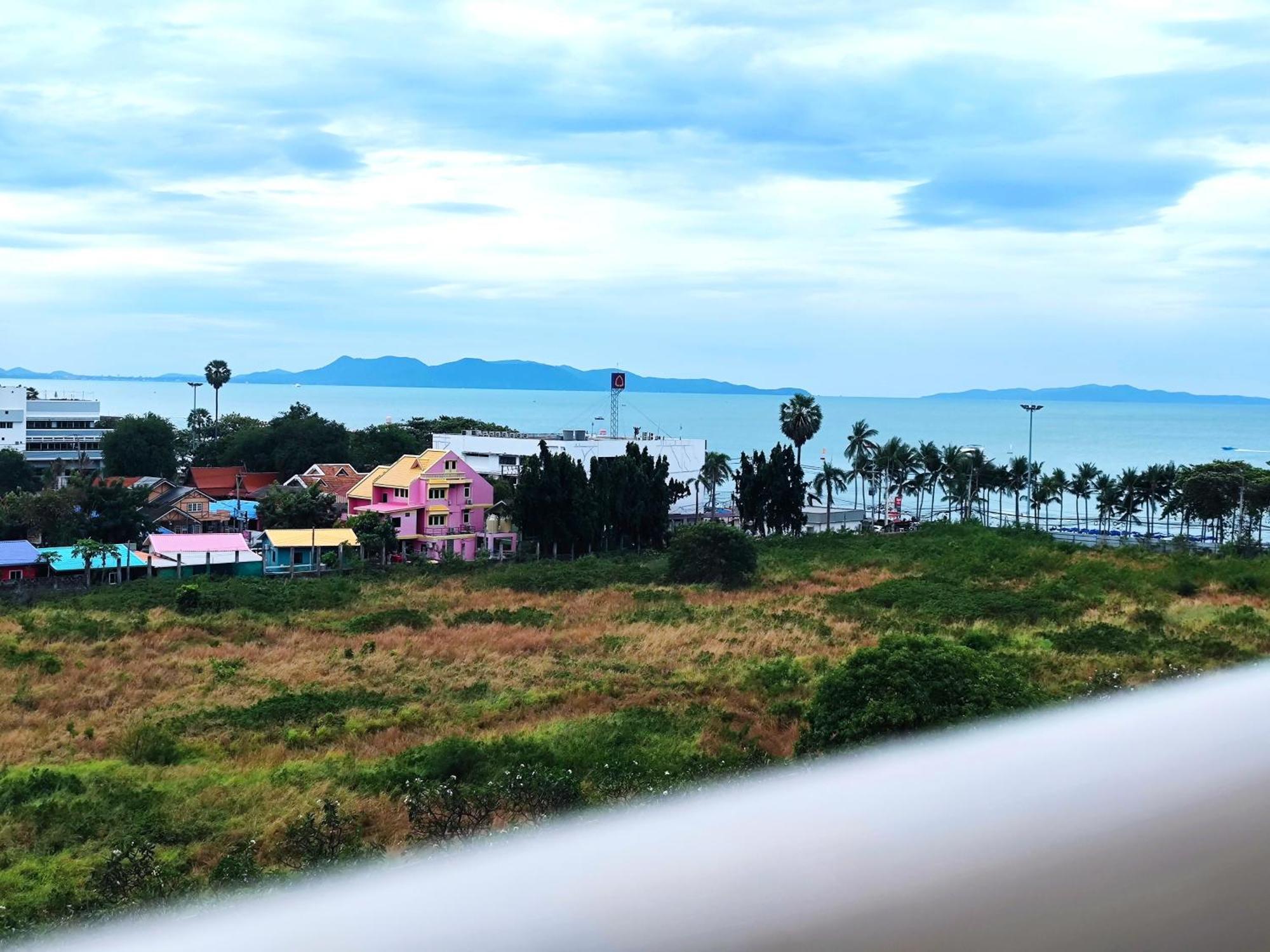 อพาร์ทเม้น Rimhad Seaside High Ocean View หาดจอมเทียน
